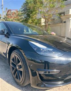 تسلا موديل 3